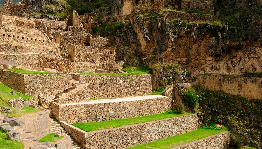 Sacred Valley and Machu Picchu Tour 2 Days