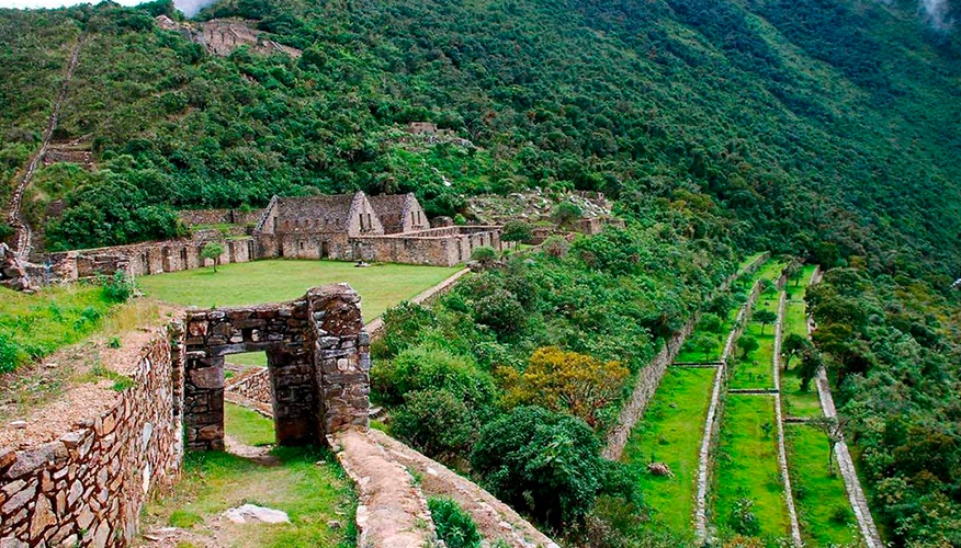 Choquequirao Trek 9 Days / 8 Nights
