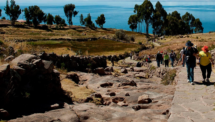 Lake Titicaca Tour 4 Days / 3 Nights
